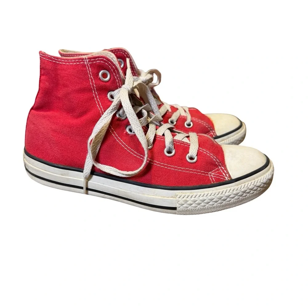 ❤️✨ Converse Chuck Taylor All‎ Star Red High-Top Sneakers Youth 3 ✨❤️